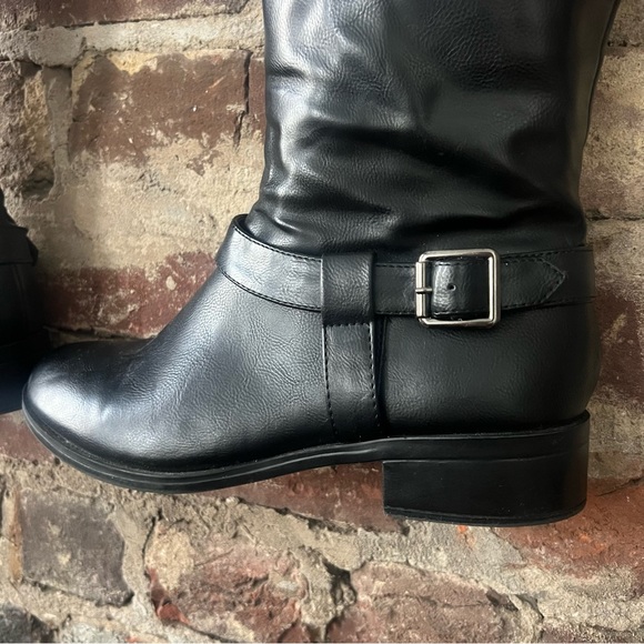 Elegant Black Women's Tall Boots - Picture 6 of 8